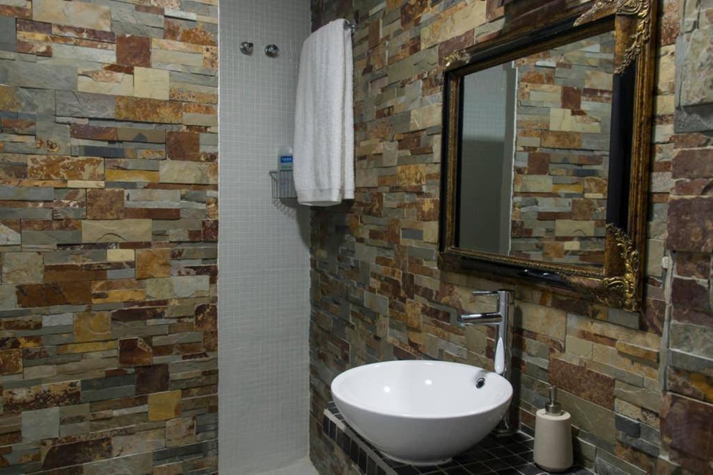 מאלגה New!!! Luxury City Center & Private Terrace מראה חיצוני תמונה